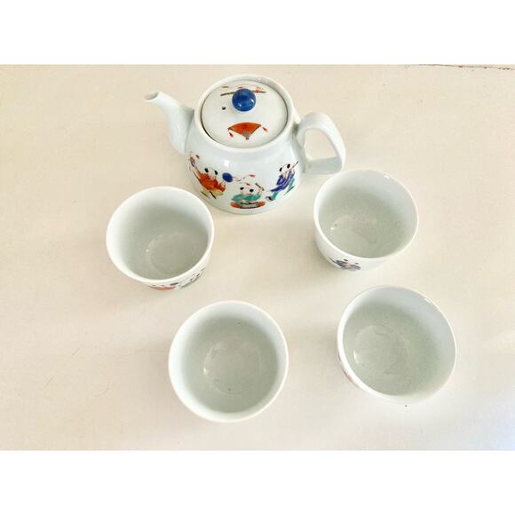 Chinese Tea Set White Porcelain Ceramic 5 PC Clowns Musicians Unique - Picture 3 of 8